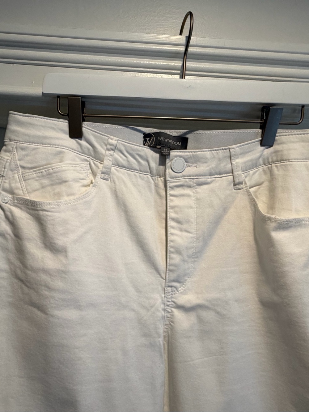 Logan Wit & Wisdom White Straight-Leg Jeans